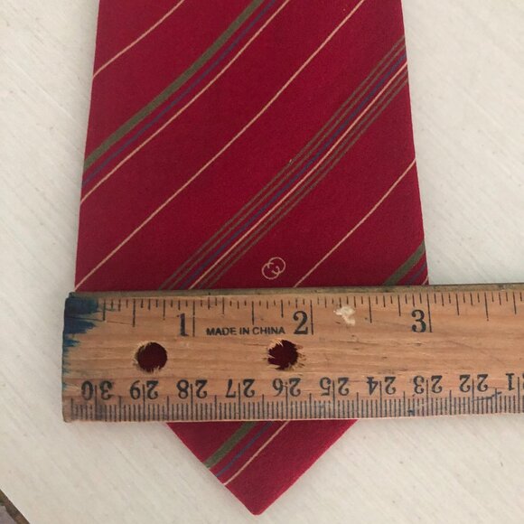 VTG Classic Gucci Designer Necktie 100% Silk Made in Italy Red - Picture 9 of 15